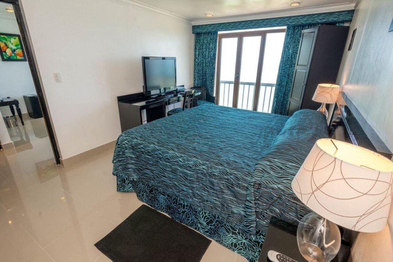 Napolitano Hotel Saint-Domingue Extérieur photo