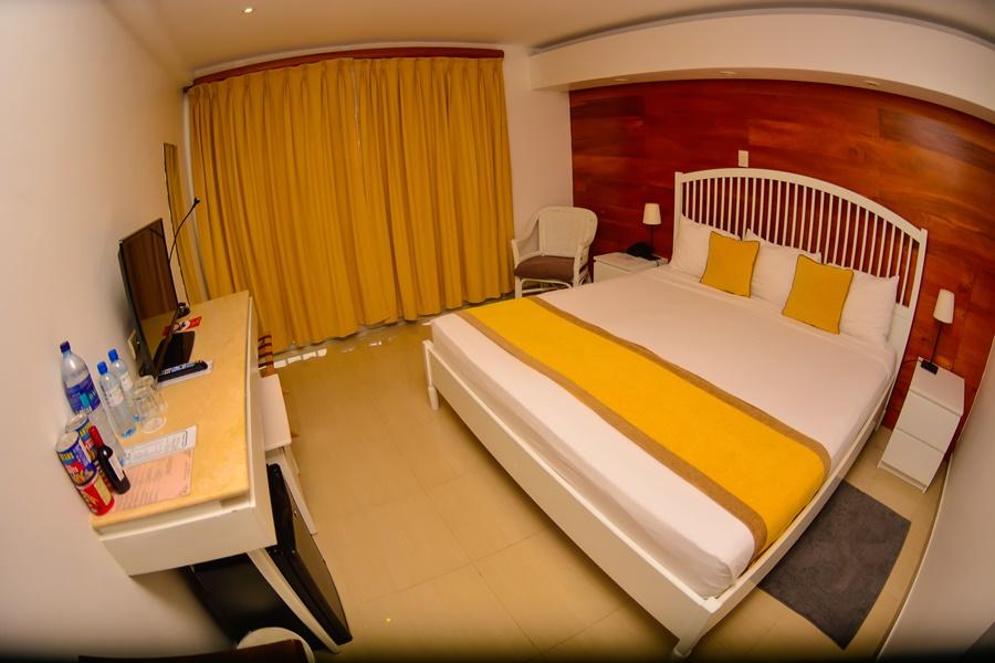 Napolitano Hotel Saint-Domingue Extérieur photo