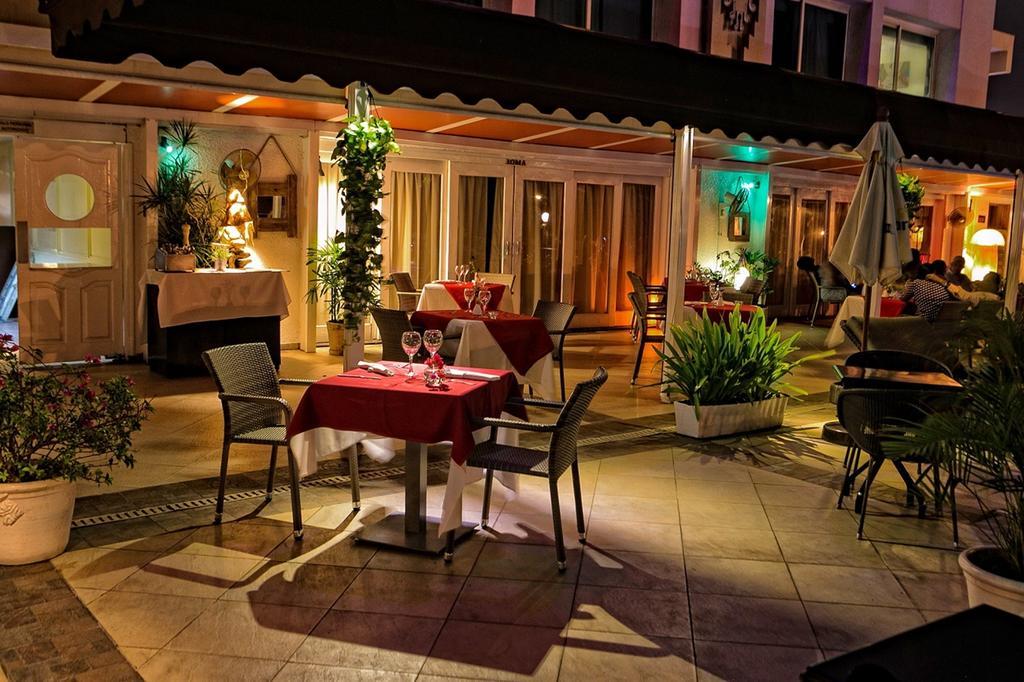 Napolitano Hotel Saint-Domingue Extérieur photo