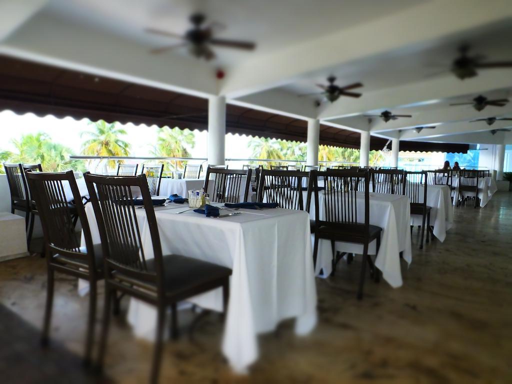 Napolitano Hotel Saint-Domingue Extérieur photo
